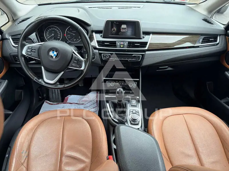 2015 BMW 218