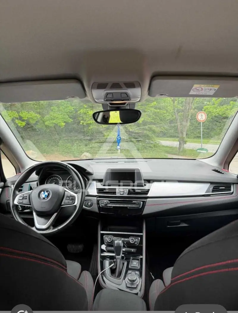 2015 BMW 218