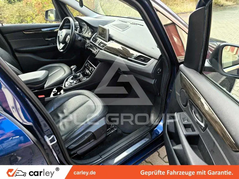 2015 BMW 218