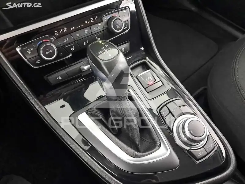 2015 BMW 218