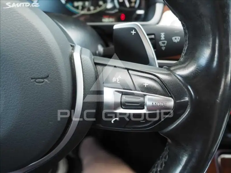 2015 BMW 523