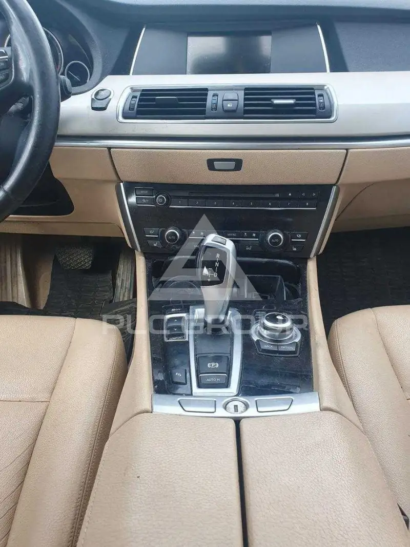 2015 BMW 523