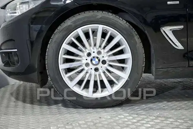 2015 BMW 330