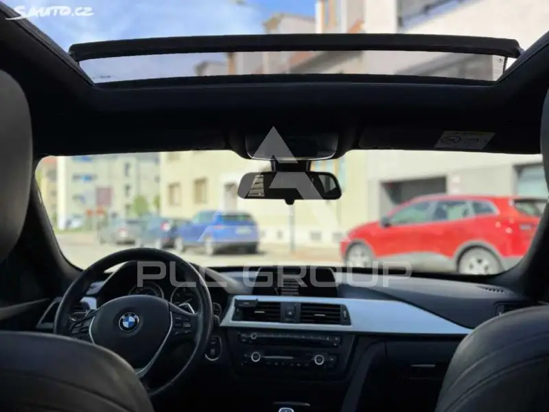 2015 BMW 330