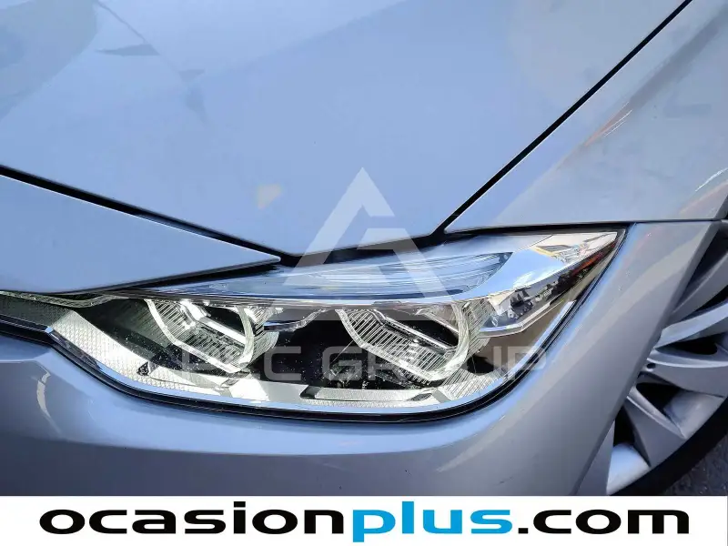 2015 BMW 330
