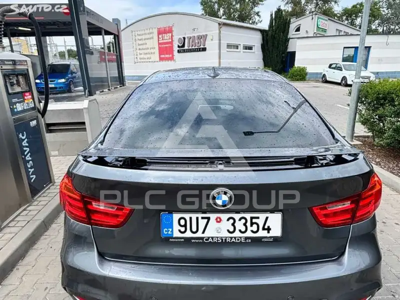 2015 BMW 330