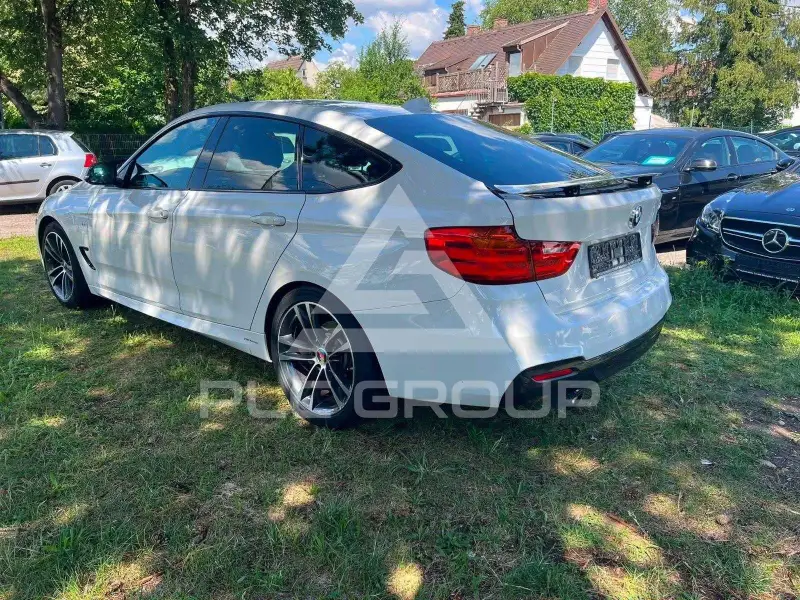2015 BMW 330