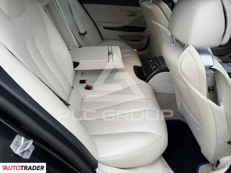 2015 BMW 330