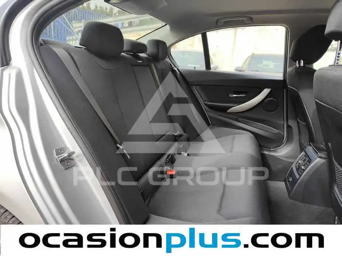 2015 BMW 330