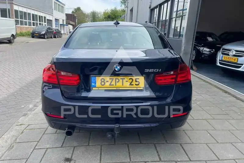 2015 BMW 330