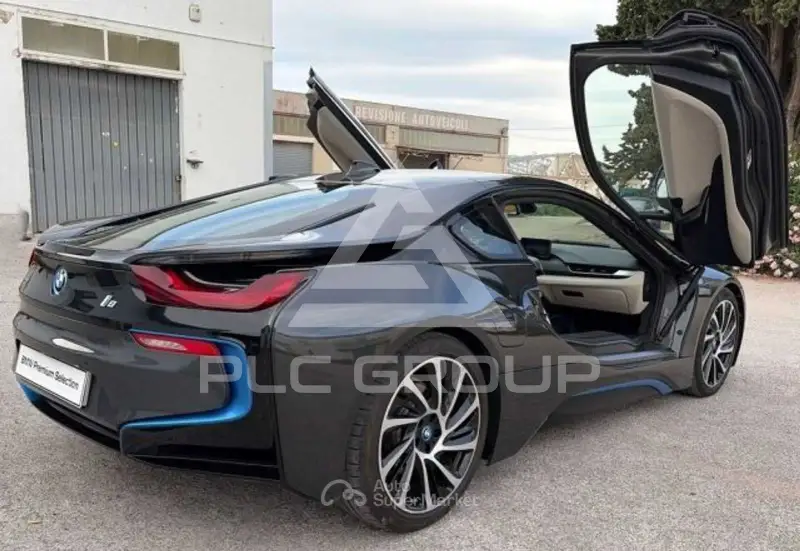 2015 BMW I8