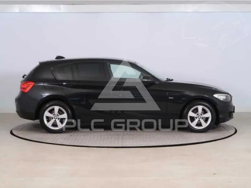 2015 BMW 120