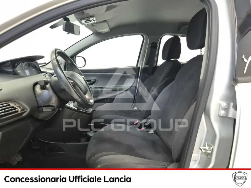 2015 Lancia YPSILON