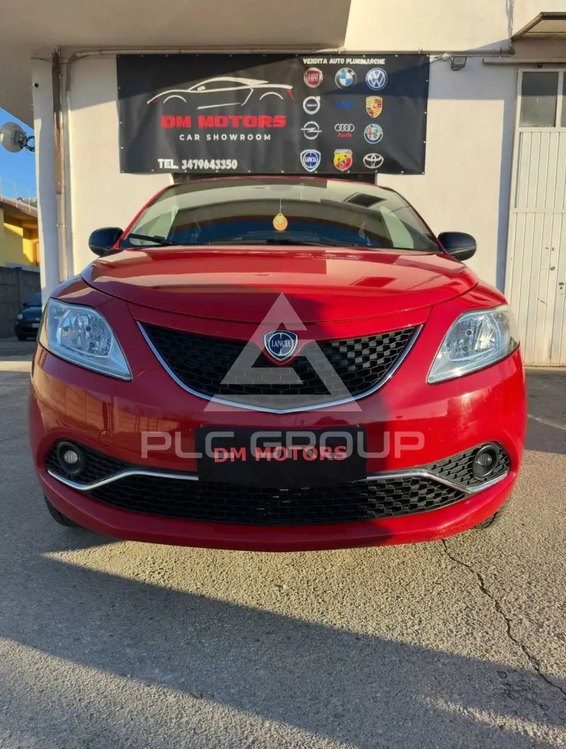 2015 Lancia YPSILON