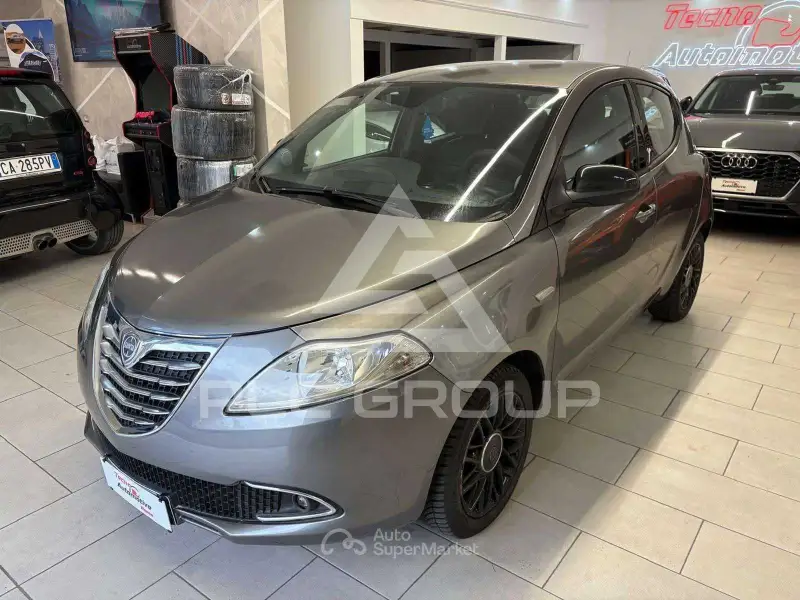 2015 Lancia YPSILON