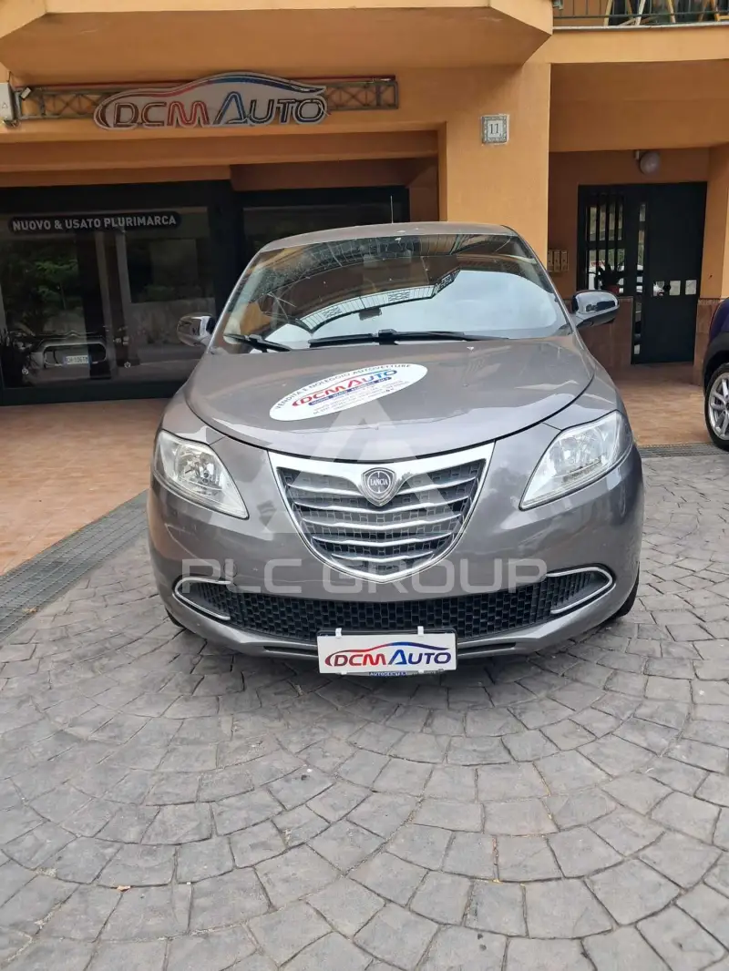 2015 Lancia YPSILON