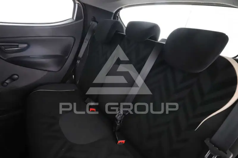 2015 Lancia YPSILON