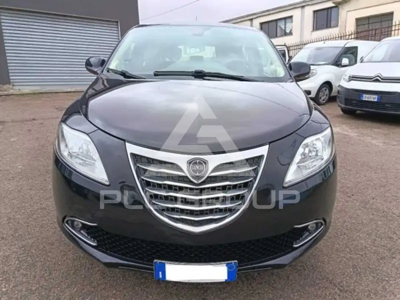 2015 Lancia YPSILON