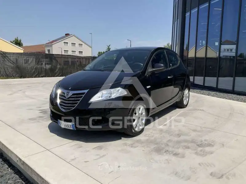 2015 Lancia YPSILON