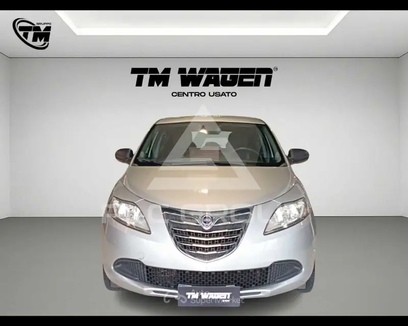 2015 Lancia YPSILON