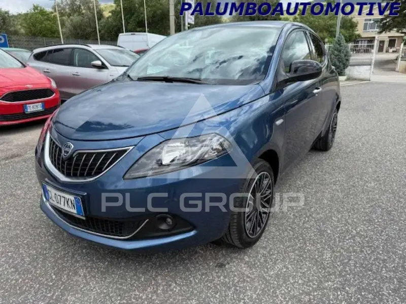 2015 Lancia YPSILON