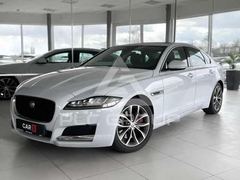 2015 Jaguar XF