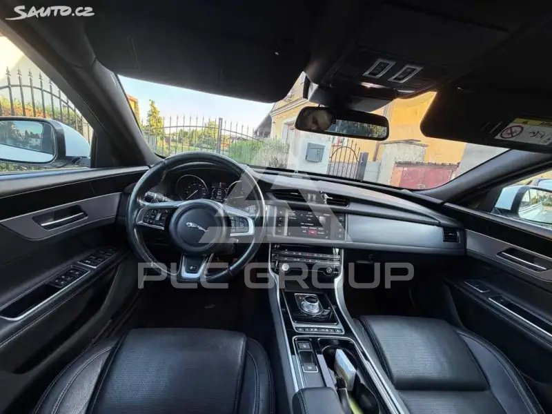 2015 Jaguar XF