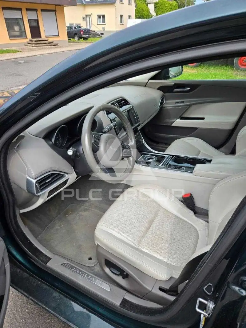 2015 Jaguar XE