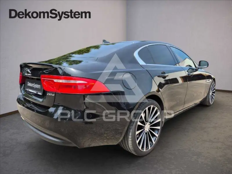 2015 Jaguar XE
