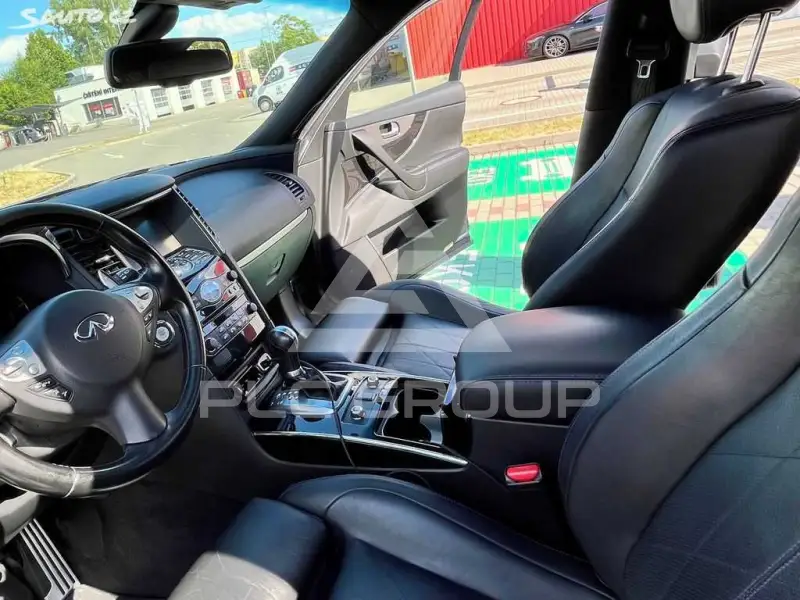 2015 Infinity QX70