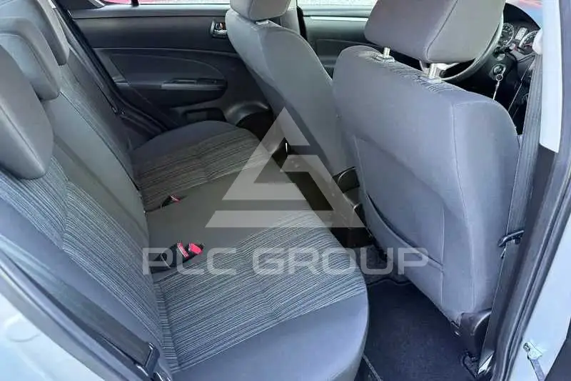 2015 Suzuki SWIFT