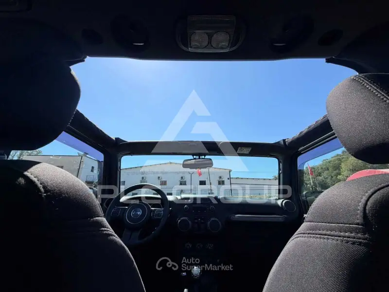 2015 Jeep WRANGLER