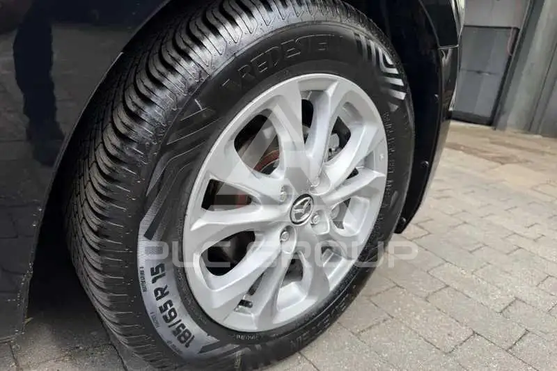 2015 Mazda 2 (Demio)