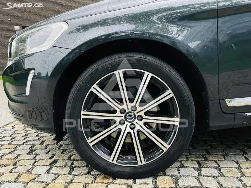2015 Volvo XC60