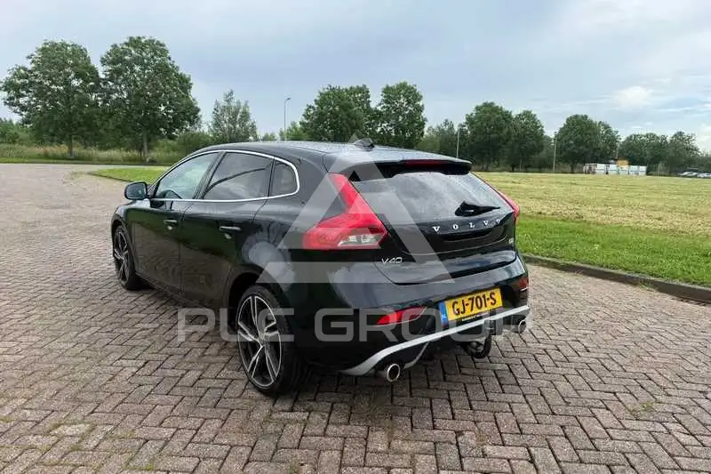 2015 Volvo V40