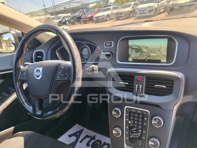 2015 Volvo V40