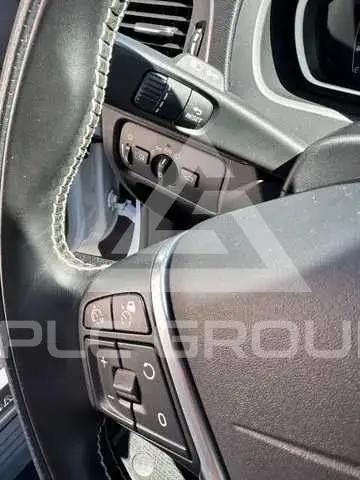 2015 Volvo V40