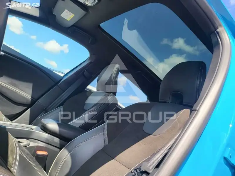 2015 Volvo V40