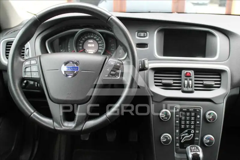 2015 Volvo V40