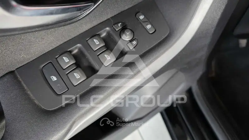 2015 Volvo V40