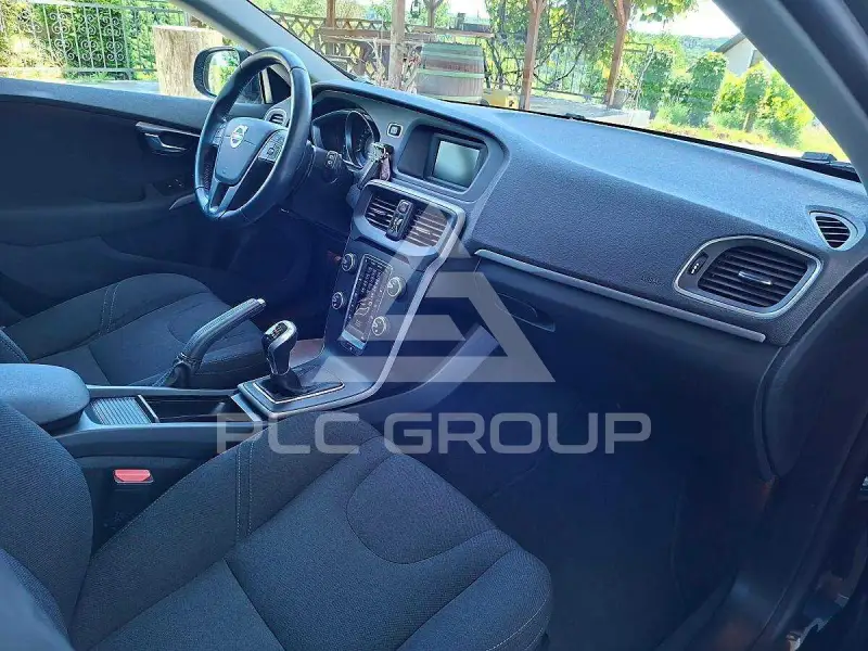 2015 Volvo V40