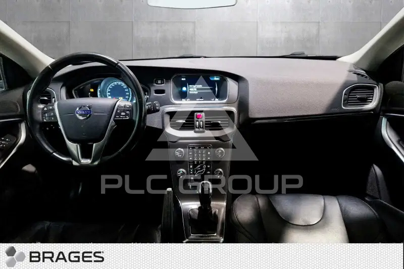 2015 Volvo V40