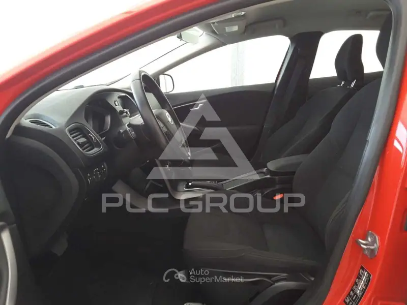 2015 Volvo V40