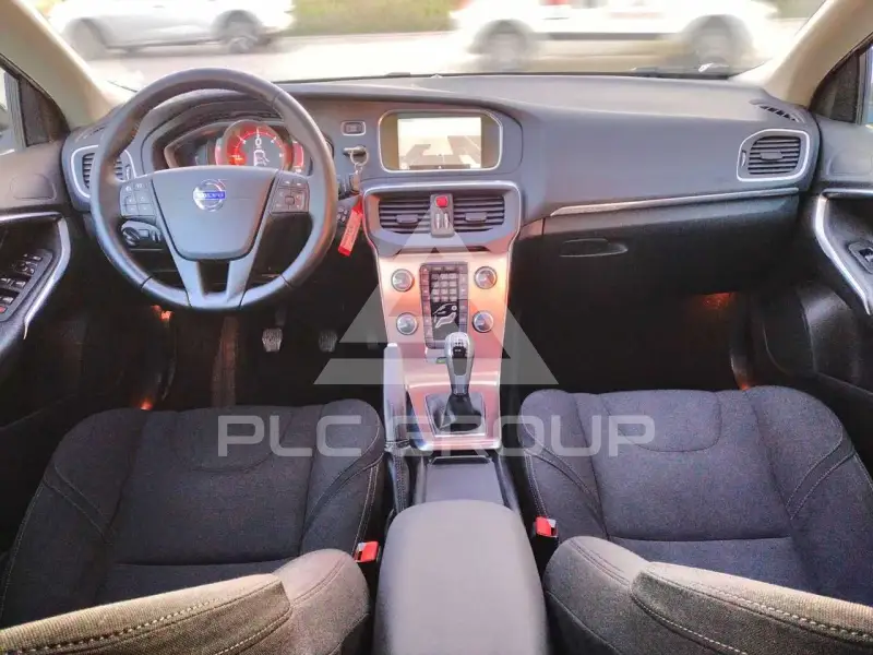 2015 Volvo V40