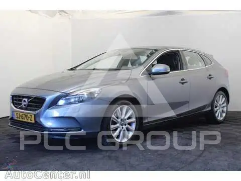 2015 Volvo V40