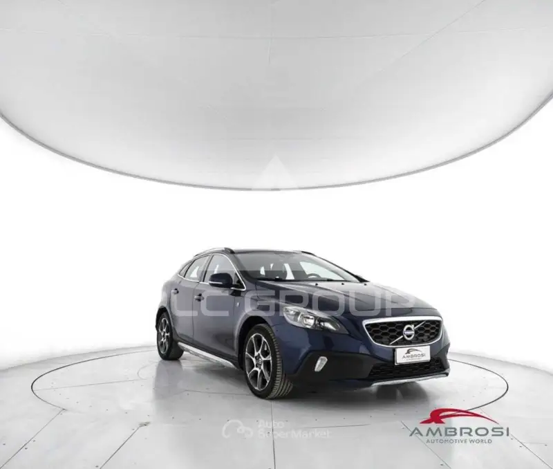 2015 Volvo V40