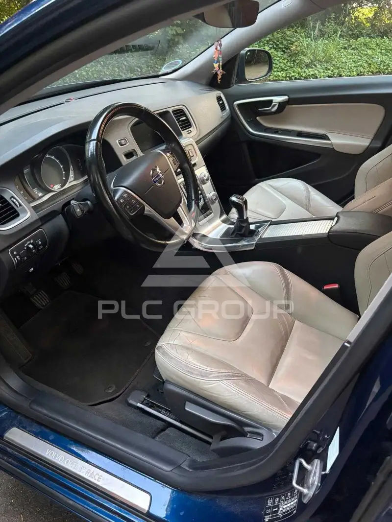 2015 Volvo V60