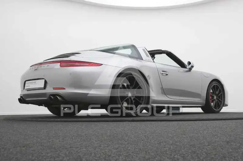 2015 Porsche 911