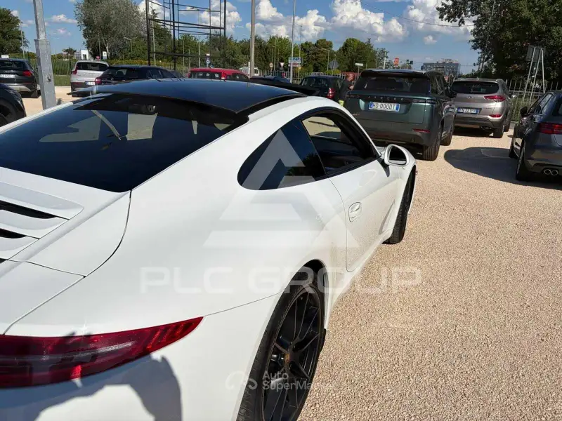 2015 Porsche 911