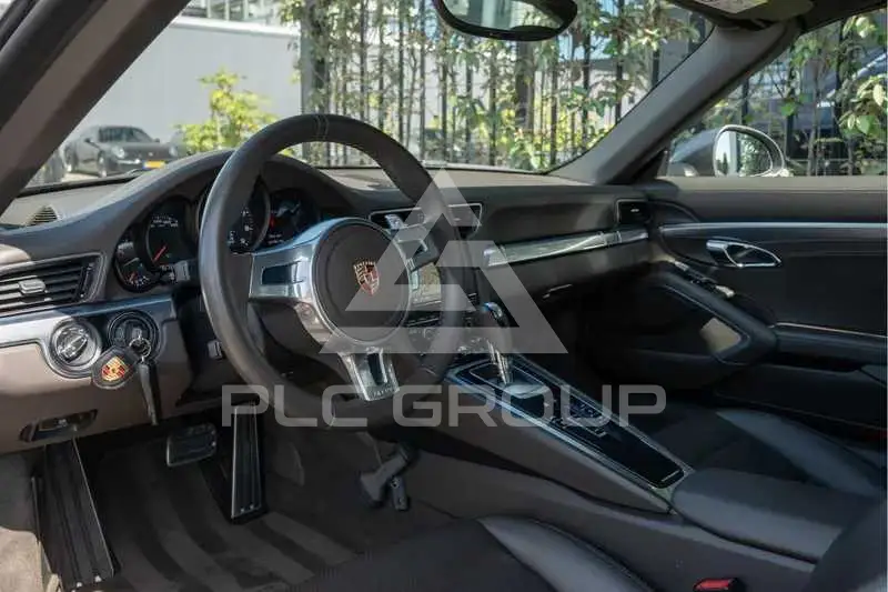 2015 Porsche 911